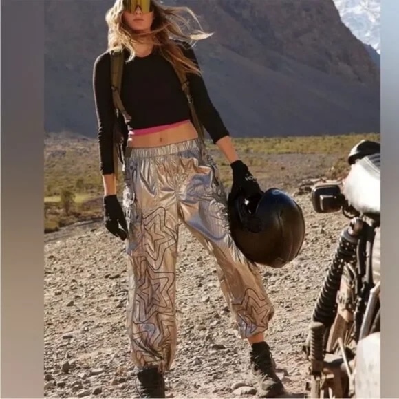 FP Movement by Free People Pants - FP Movement Color Burst Shine Hike Pants Size Small